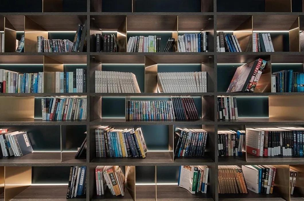 莎卡(SACA)轻奢定制:平衡秩序美感,极简格调家居(图8) 莎卡(SACA)轻奢定制:平衡秩序美感,极简格调家居(图8)